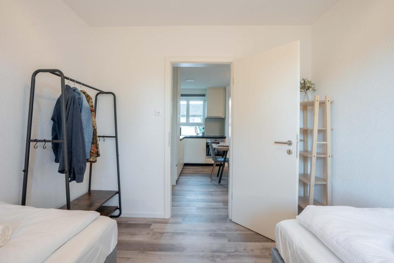 Moderne Wohnung Mit Parkplatz - Top Floor Остермундиген Экстерьер фото